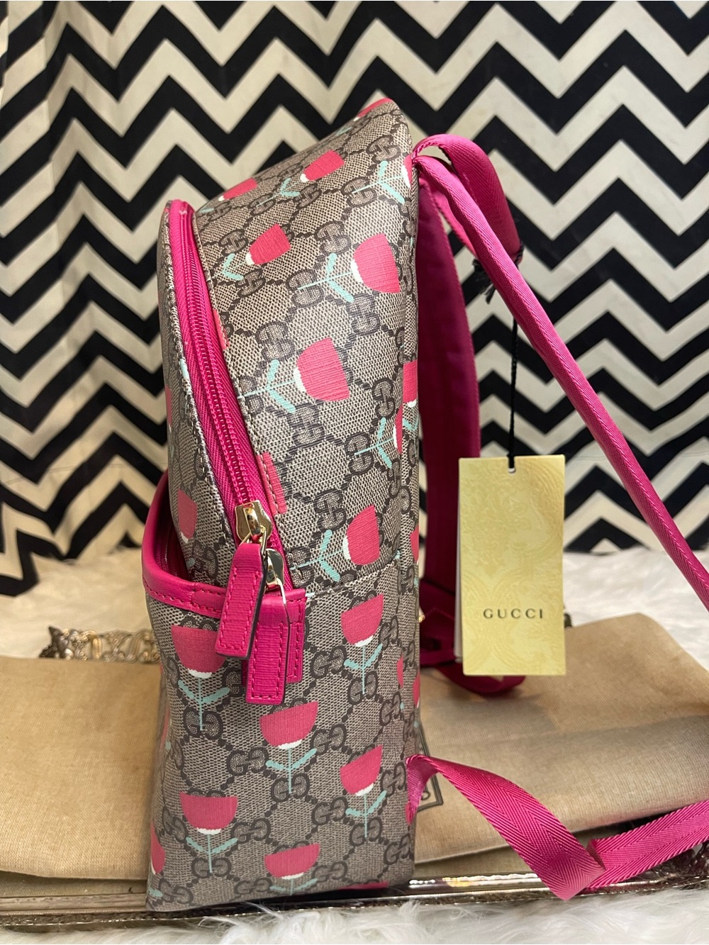 Pristine Gucci x Kim Seung-yeon GG Supreme Tulip Mini Backpack, With Dust Bag - Picture 4 of 16